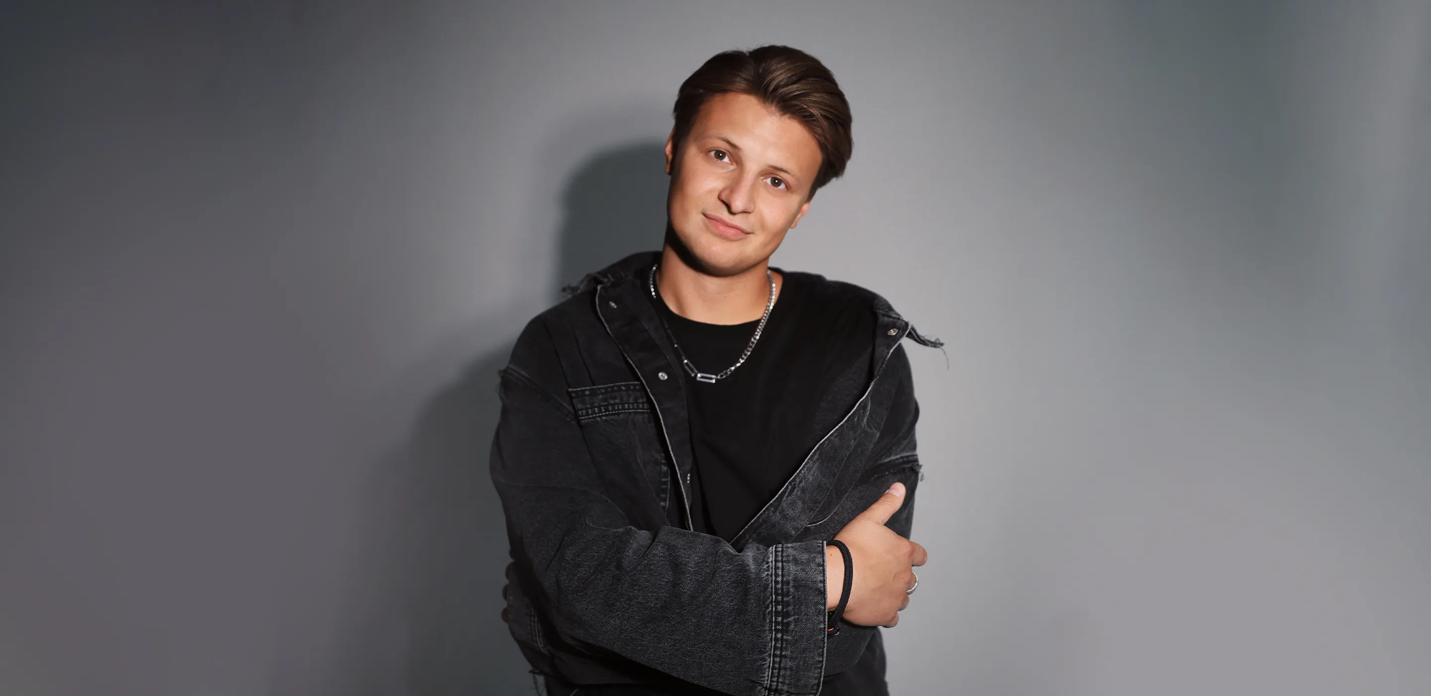 Макс Астахов